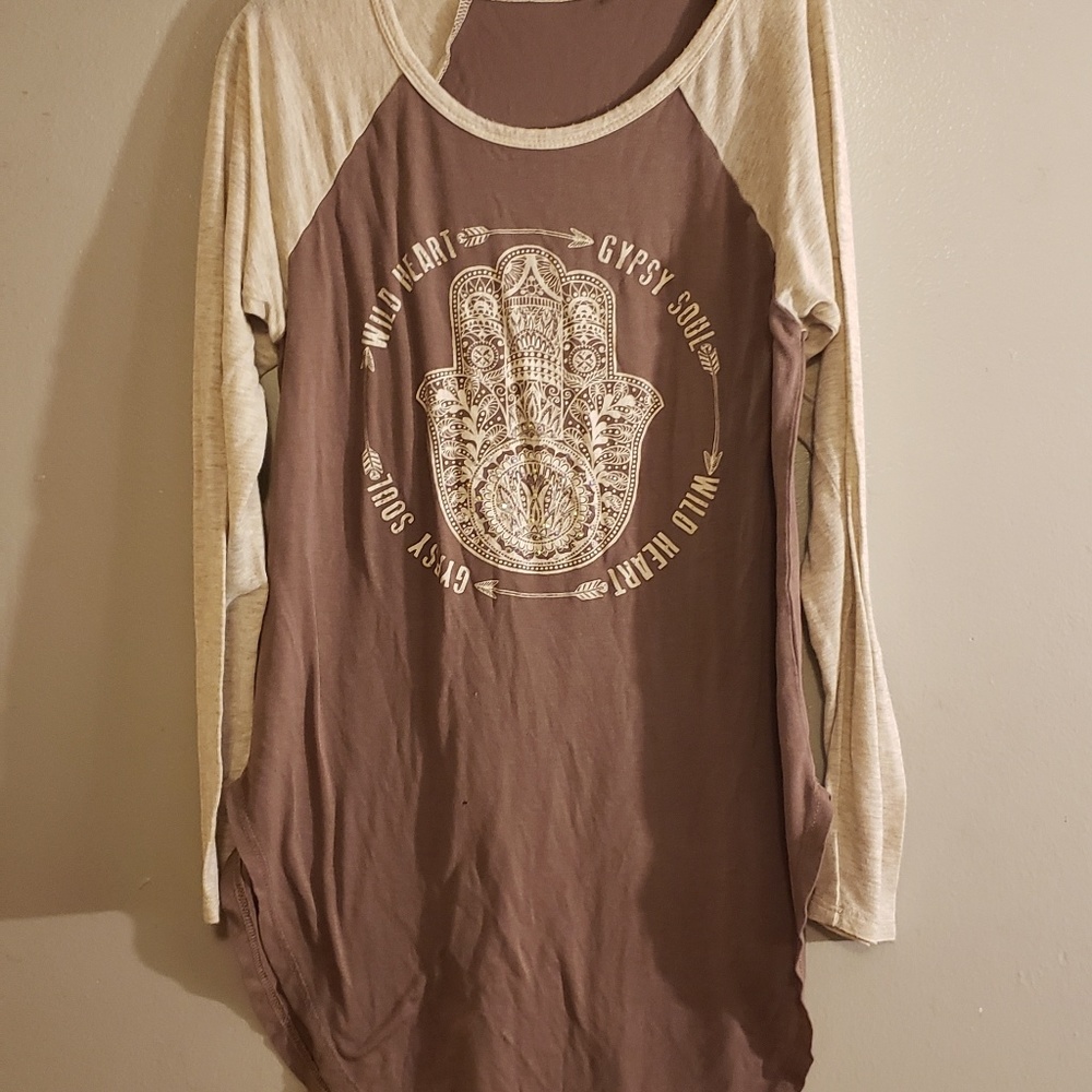 🎯  Mccnchild boohoo tee shirt- gypsy graphic